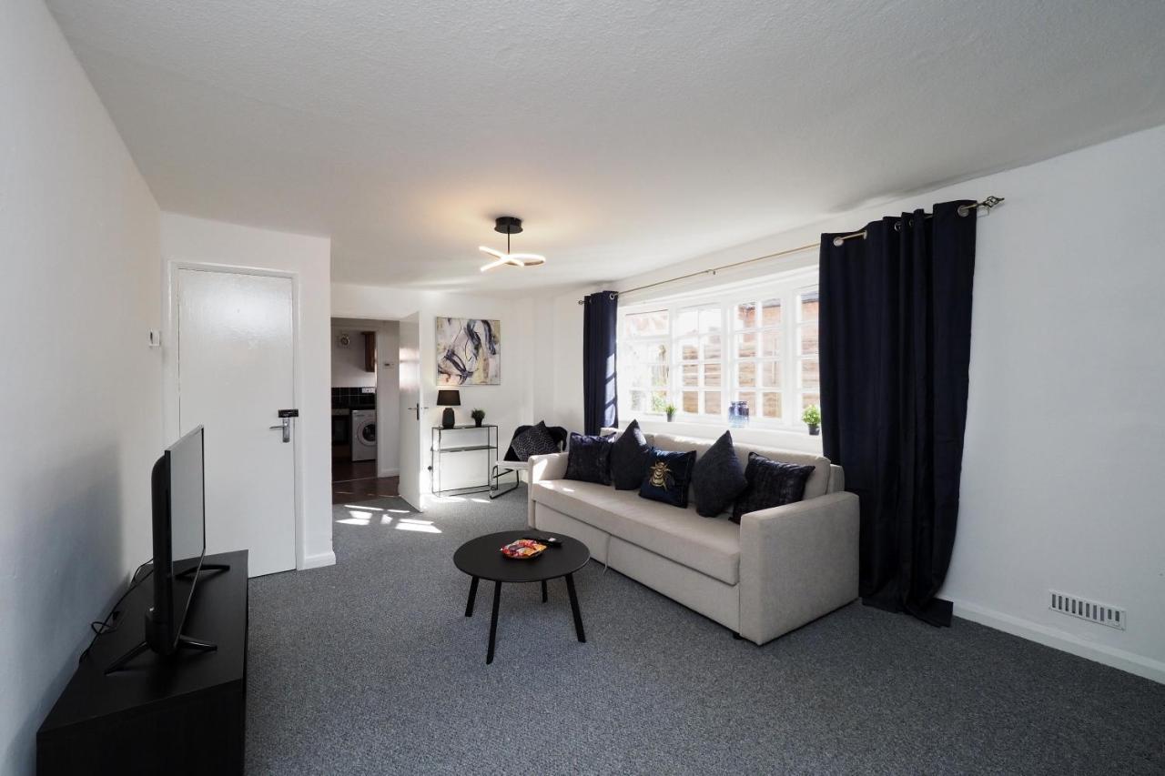 Home In Wellesbourne - Contractors - Families - Reduced Rates 外观 照片